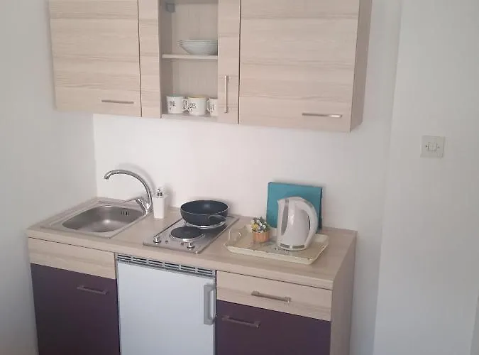 아파트 Seaview Maki With 2 Bedrooms A Private Balcony And Parking Garage *