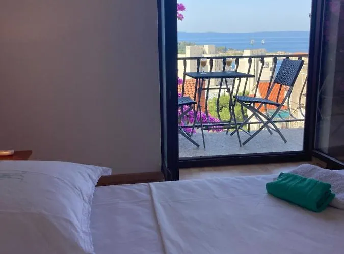 아파트 Seaview Maki With 2 Bedrooms A Private Balcony And Parking Garage *