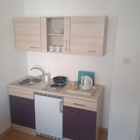 Apartment Seaview With 2 Bedrooms A Private Balcony And Parking Garage *