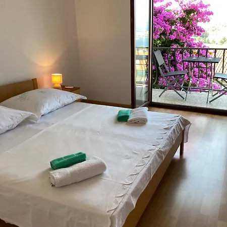 Appartement Seaview With 2 Bedrooms A Private Balcony And Parking Garage Makarska