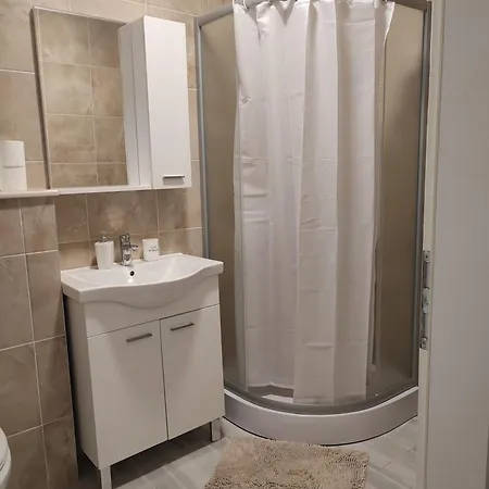 아파트 Seaview Maki With 2 Bedrooms A Private Balcony And Parking Garage *